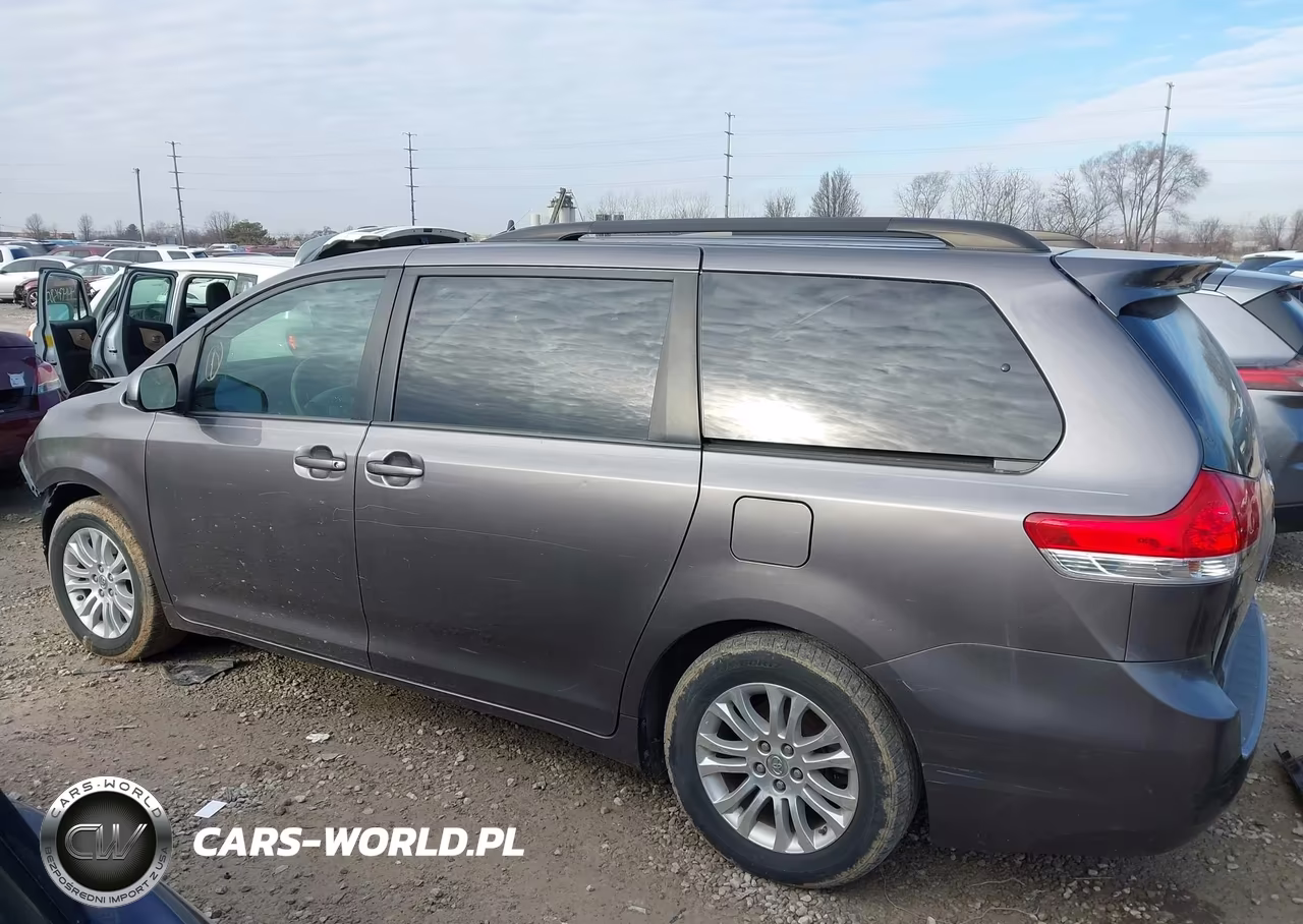 2014 Toyota Sienna Xle V6 8 Passenger VIN:5TDYK3DC4ES430203 - 15