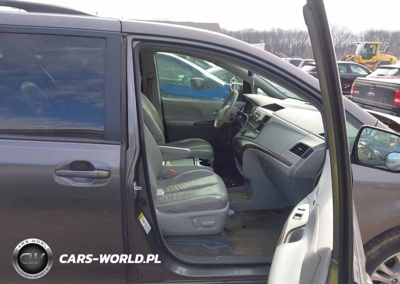 2014 Toyota Sienna Xle V6 8 Passenger VIN:5TDYK3DC4ES430203 - 5