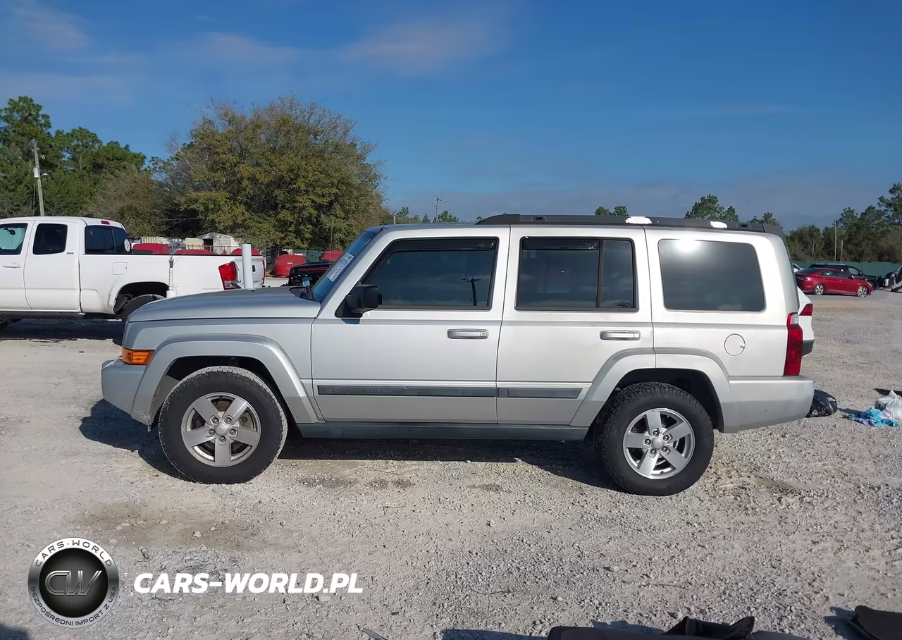2008 Jeep Commander Sport VIN:1J8HH48N38C241816 - 14
