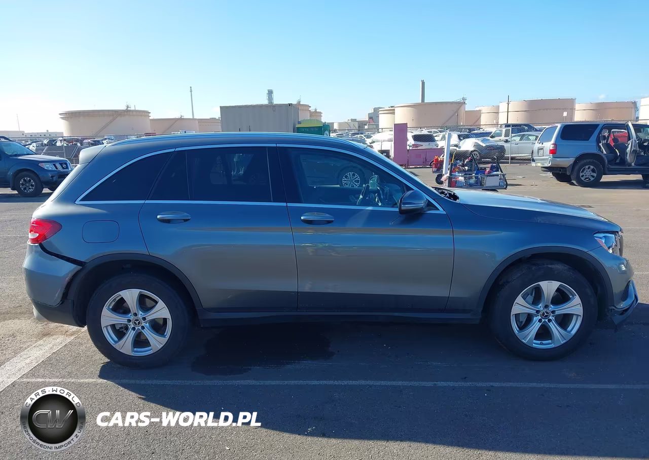 2018 Mercedes-Benz Glc 300 4Matic VIN:WDC0G4KB6JV033603 - 13