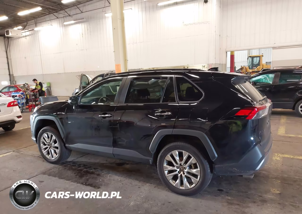2025 Toyota Rav4 Limited VIN:2T3N1RFV1SC502980 - 14