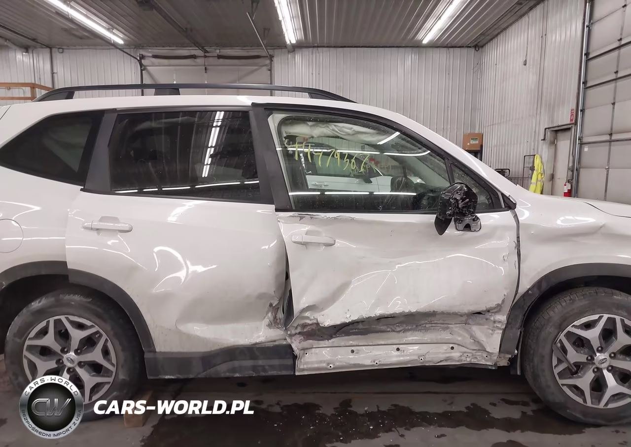 2019 Subaru Forester Premium VIN:JF2SKAEC8KH464025 - 14