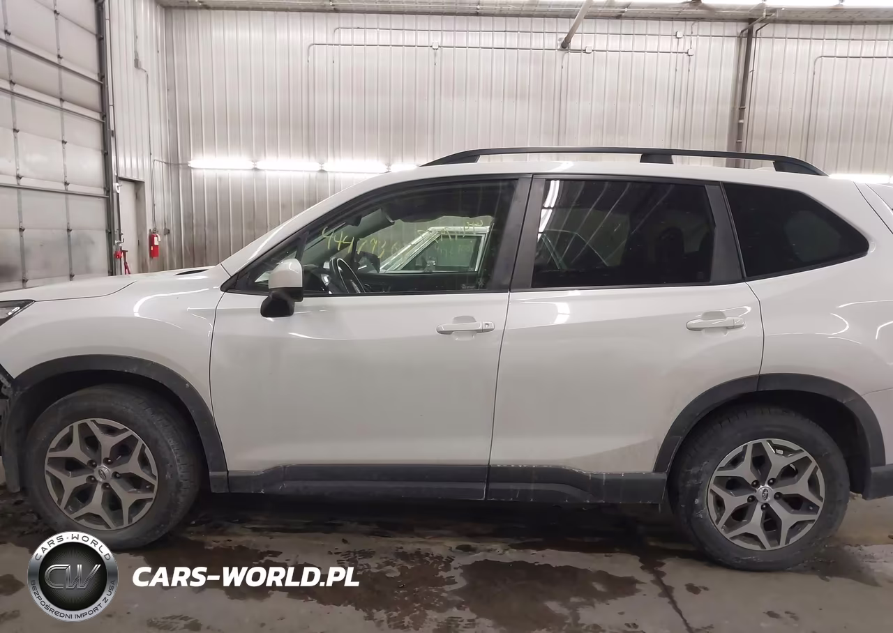 2019 Subaru Forester Premium VIN:JF2SKAEC8KH464025 - 15