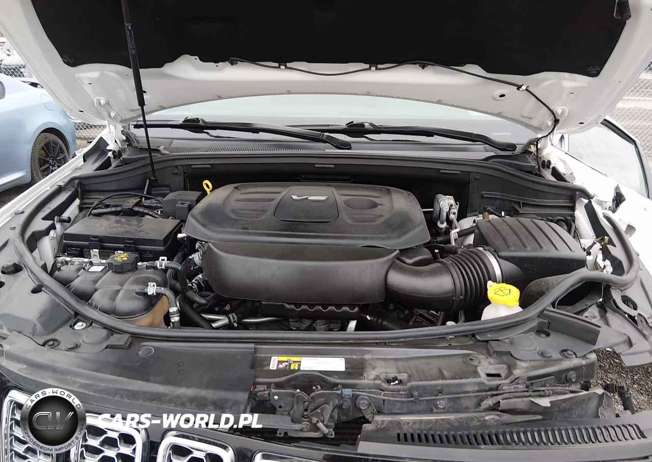 2019 Jeep Grand Cherokee Summit 4X4 VIN:1C4RJFJG8KC557842 - 10