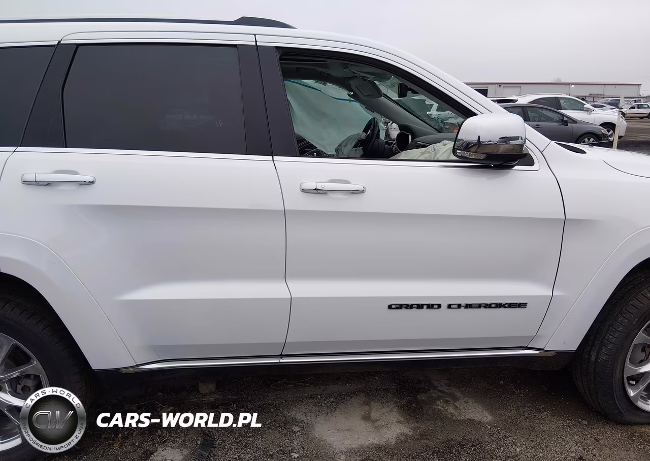 2019 Jeep Grand Cherokee Summit 4X4 VIN:1C4RJFJG8KC557842 - 13
