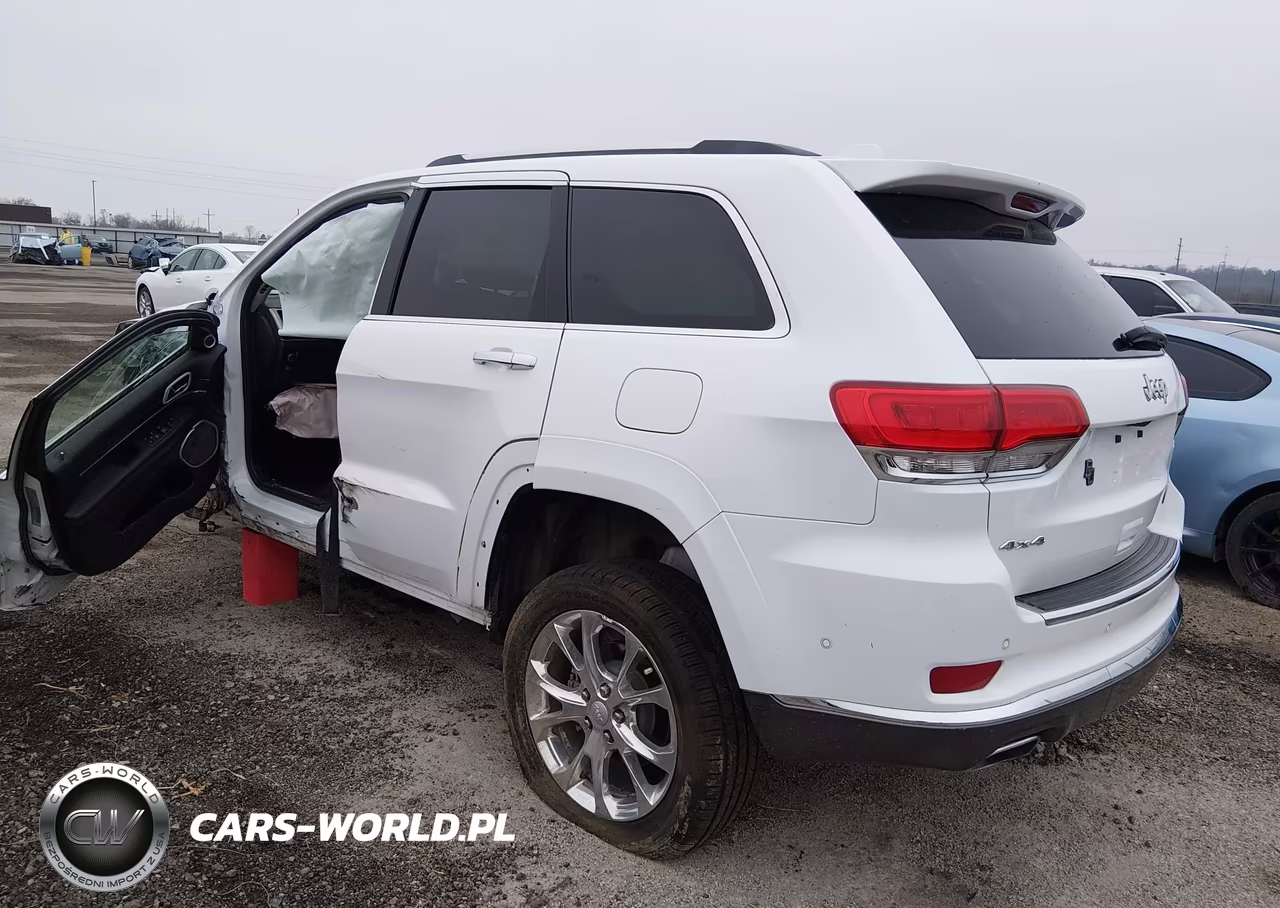2019 Jeep Grand Cherokee Summit 4X4 VIN:1C4RJFJG8KC557842 - 3