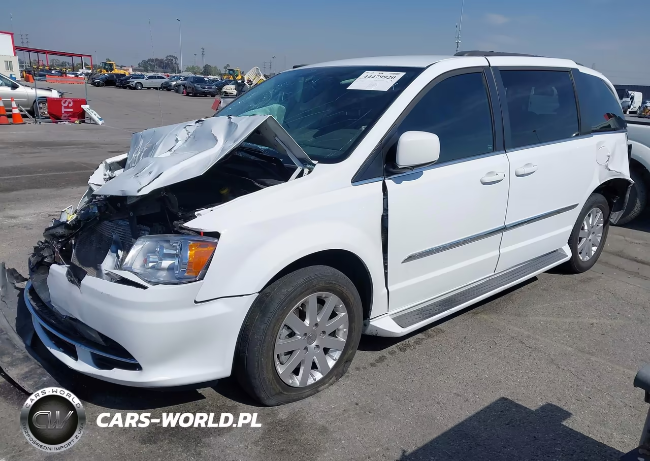 2015 Chrysler Town & Country Touring VIN:2C4RC1BG7FR676331 - 2
