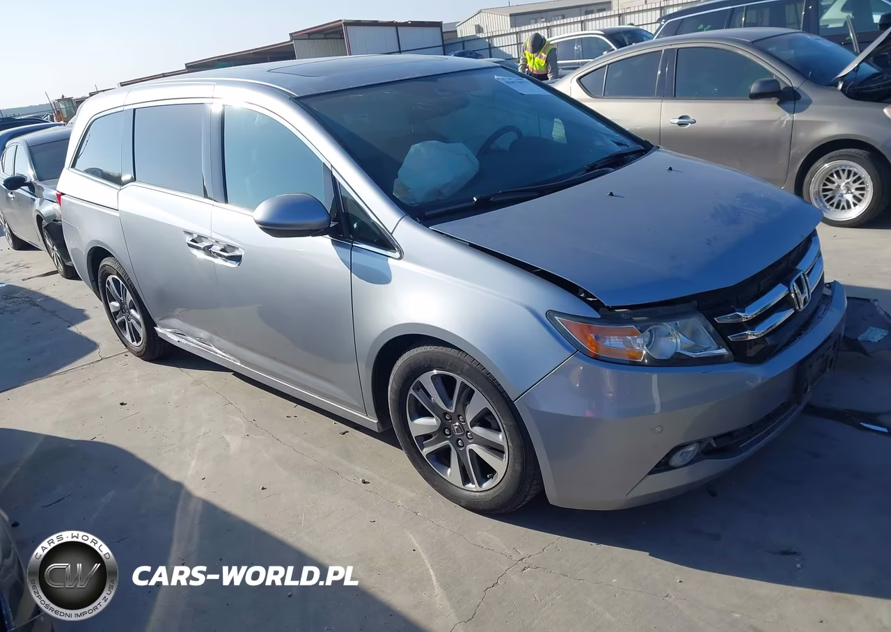 2016 Honda Odyssey Touring-Touring Elite