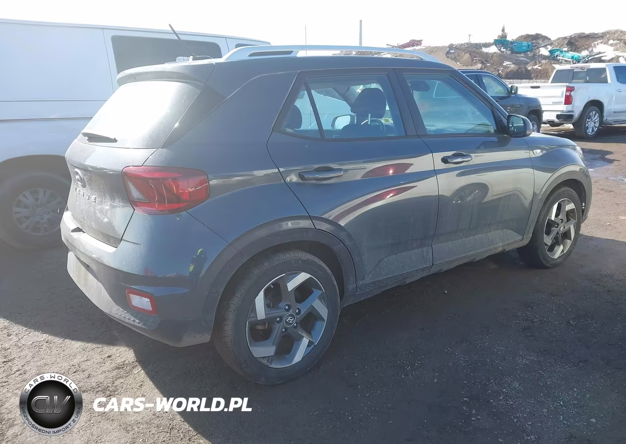 2023 Hyundai Venue Sel VIN:KMHRC8A34PU256260 - 4