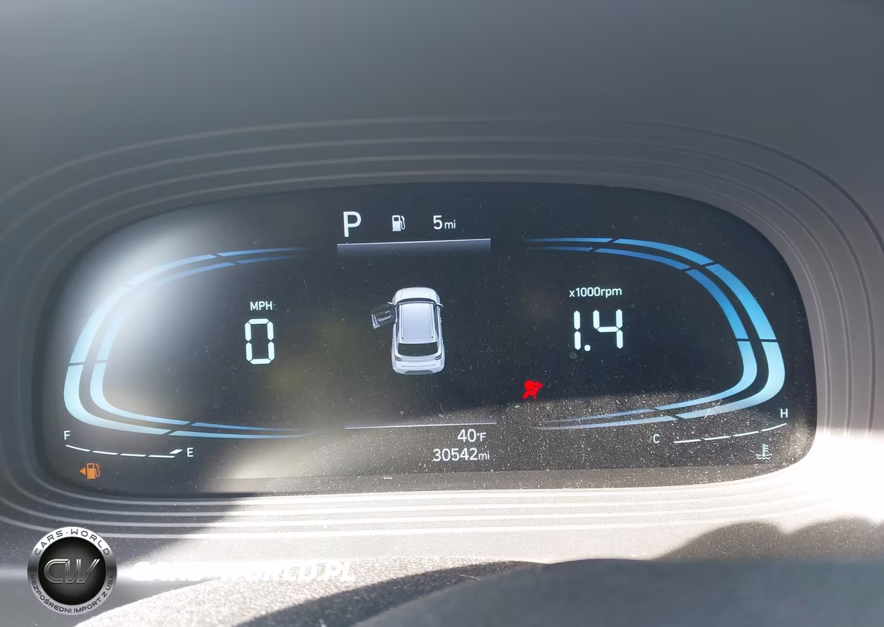2023 Hyundai Venue Sel VIN:KMHRC8A34PU256260 - 7