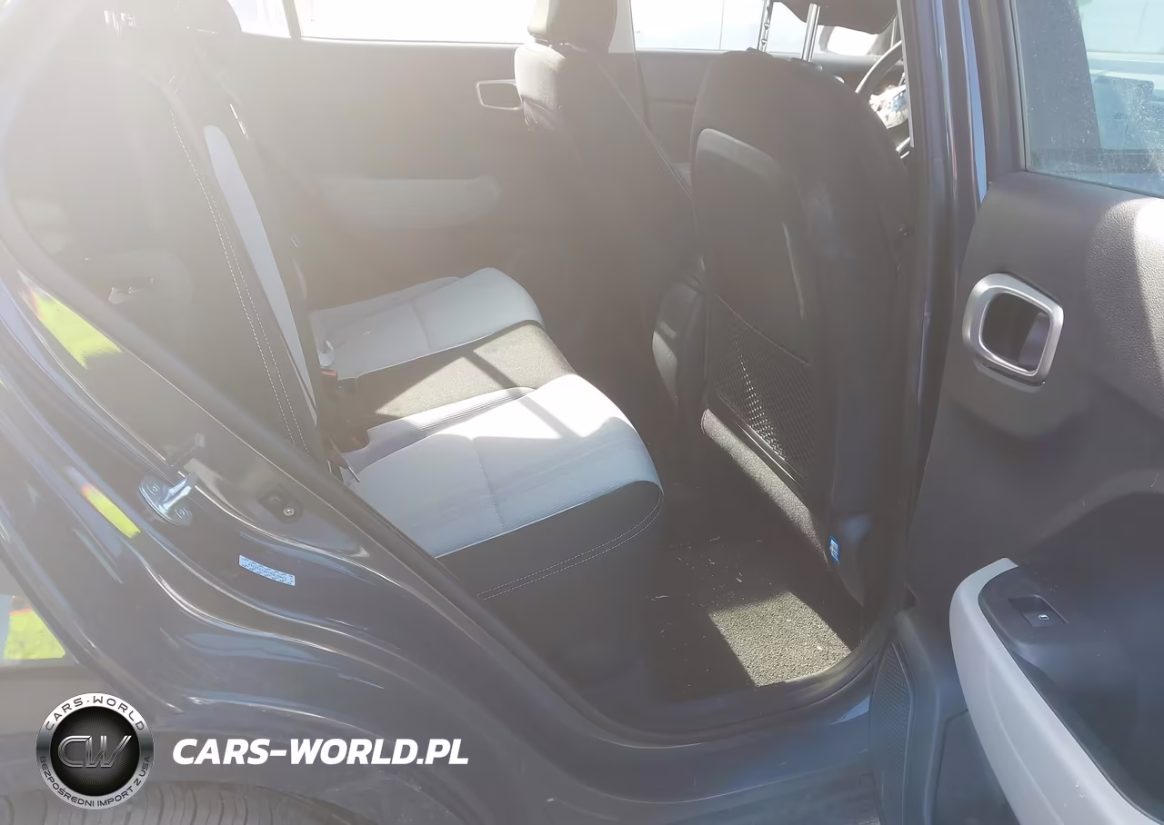 2023 Hyundai Venue Sel VIN:KMHRC8A34PU256260 - 8