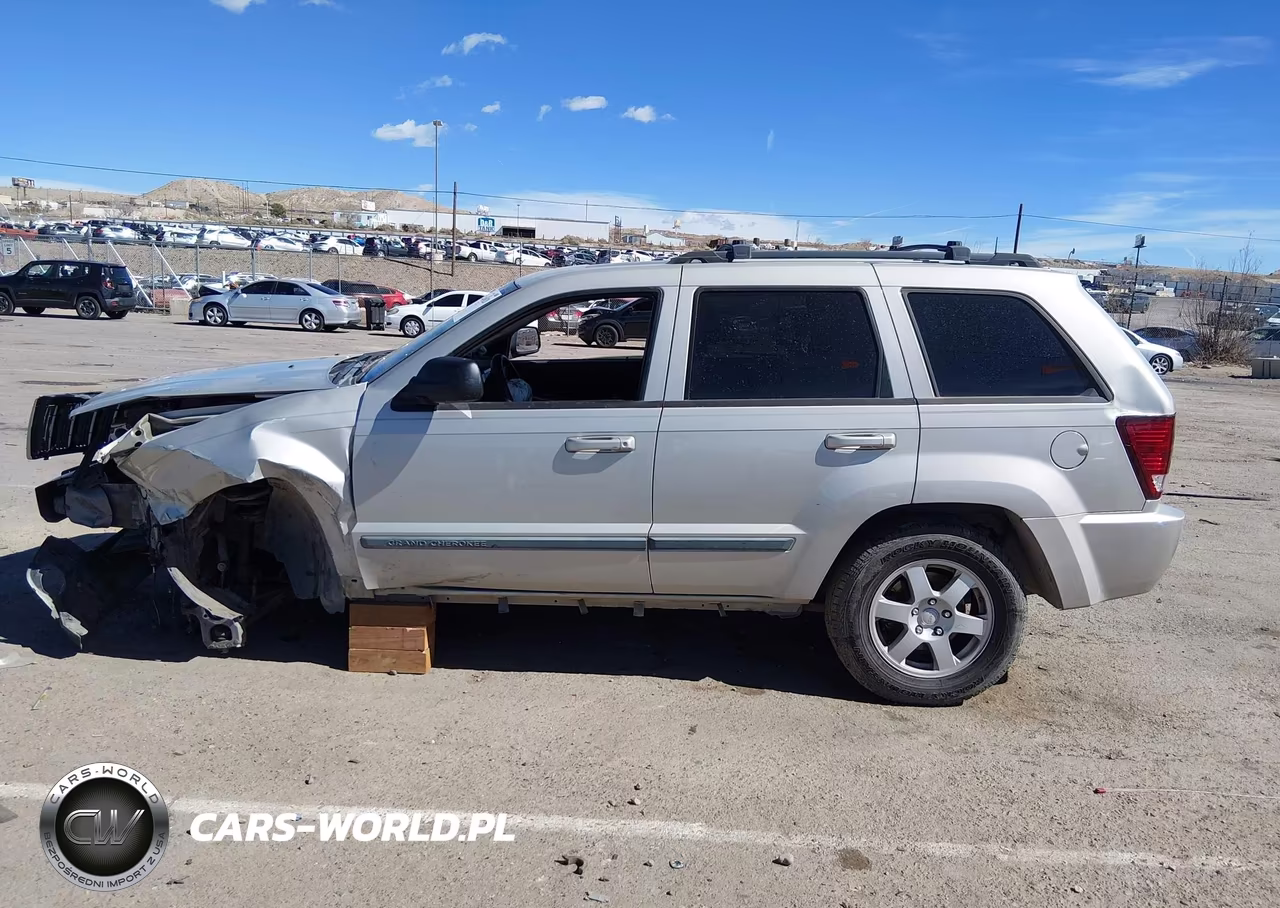 2009 Jeep Grand Cherokee Laredo VIN:1J8GR48K99C527931 - 14