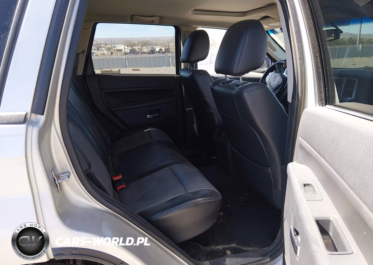 2009 Jeep Grand Cherokee Laredo VIN:1J8GR48K99C527931 - 8