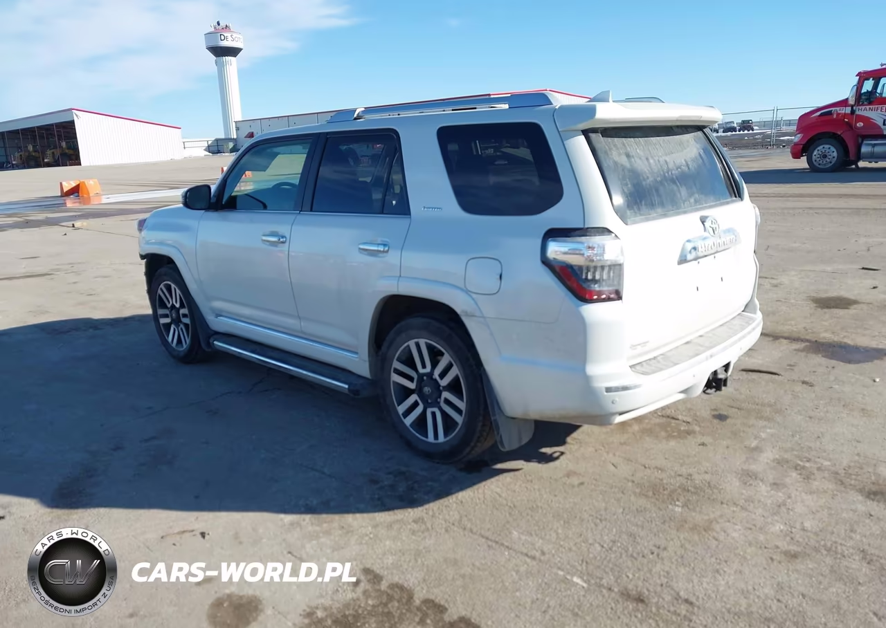 2018 Toyota 4Runner Limited VIN:JTEBU5JR9J5524349 - 3