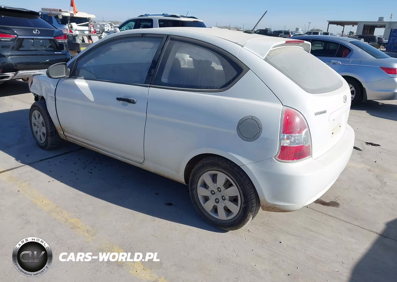 2009 Hyundai Accent Gs VIN:KMHCM36CX9U111239 - 3