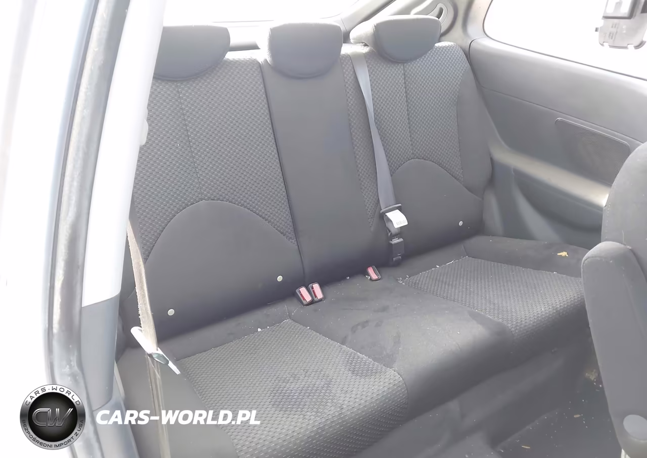 2009 Hyundai Accent Gs VIN:KMHCM36CX9U111239 - 8