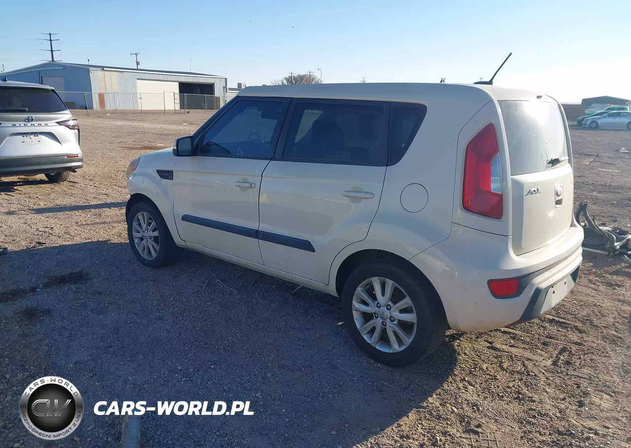 2013 Kia Soul + VIN:KNDJT2A68D7521751 - 3