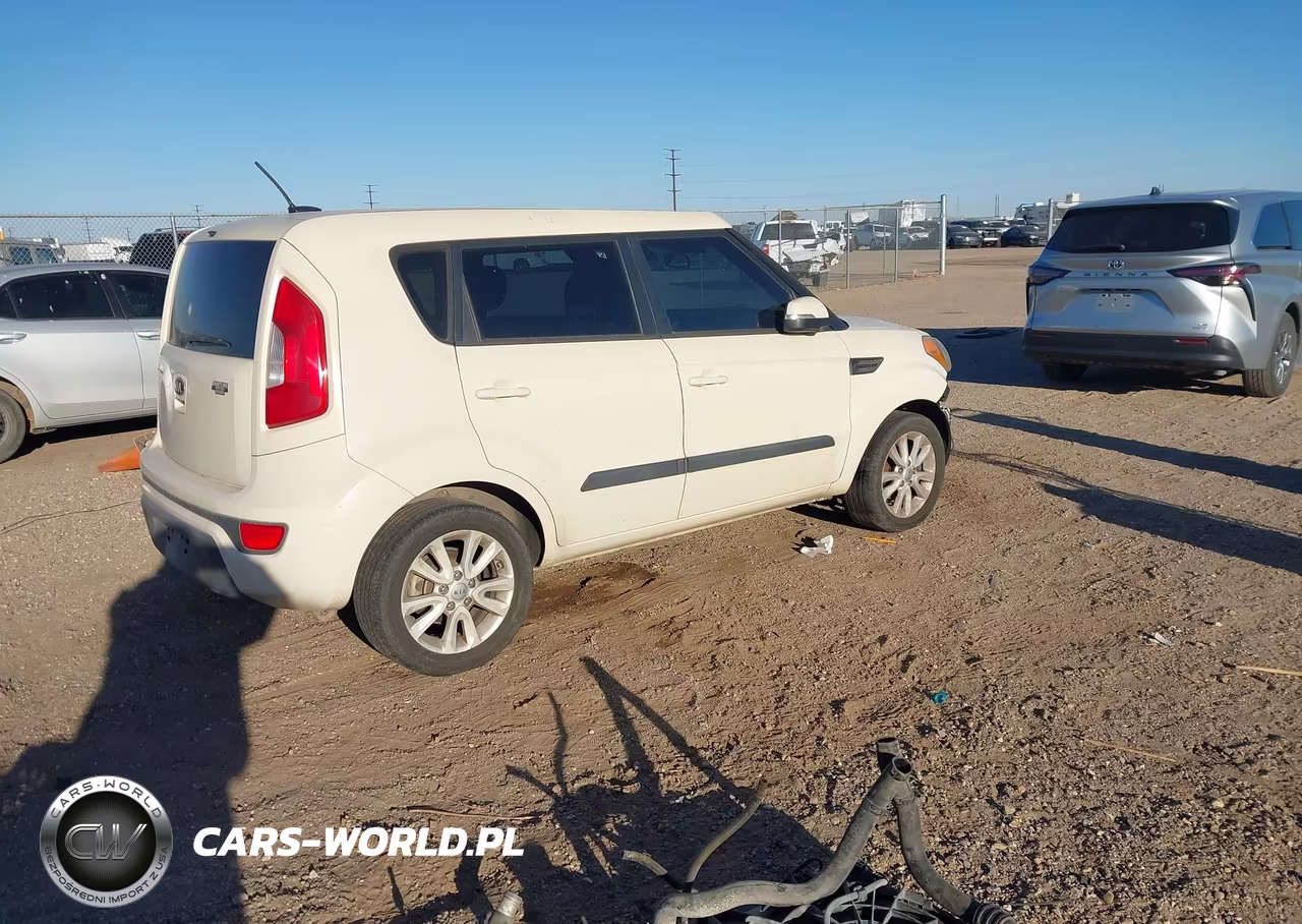 2013 Kia Soul + VIN:KNDJT2A68D7521751 - 4
