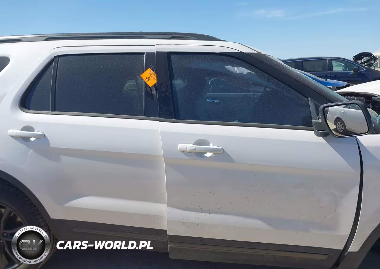 2017 Ford Explorer Xlt VIN:1FM5K7D84HGD85747 - 13