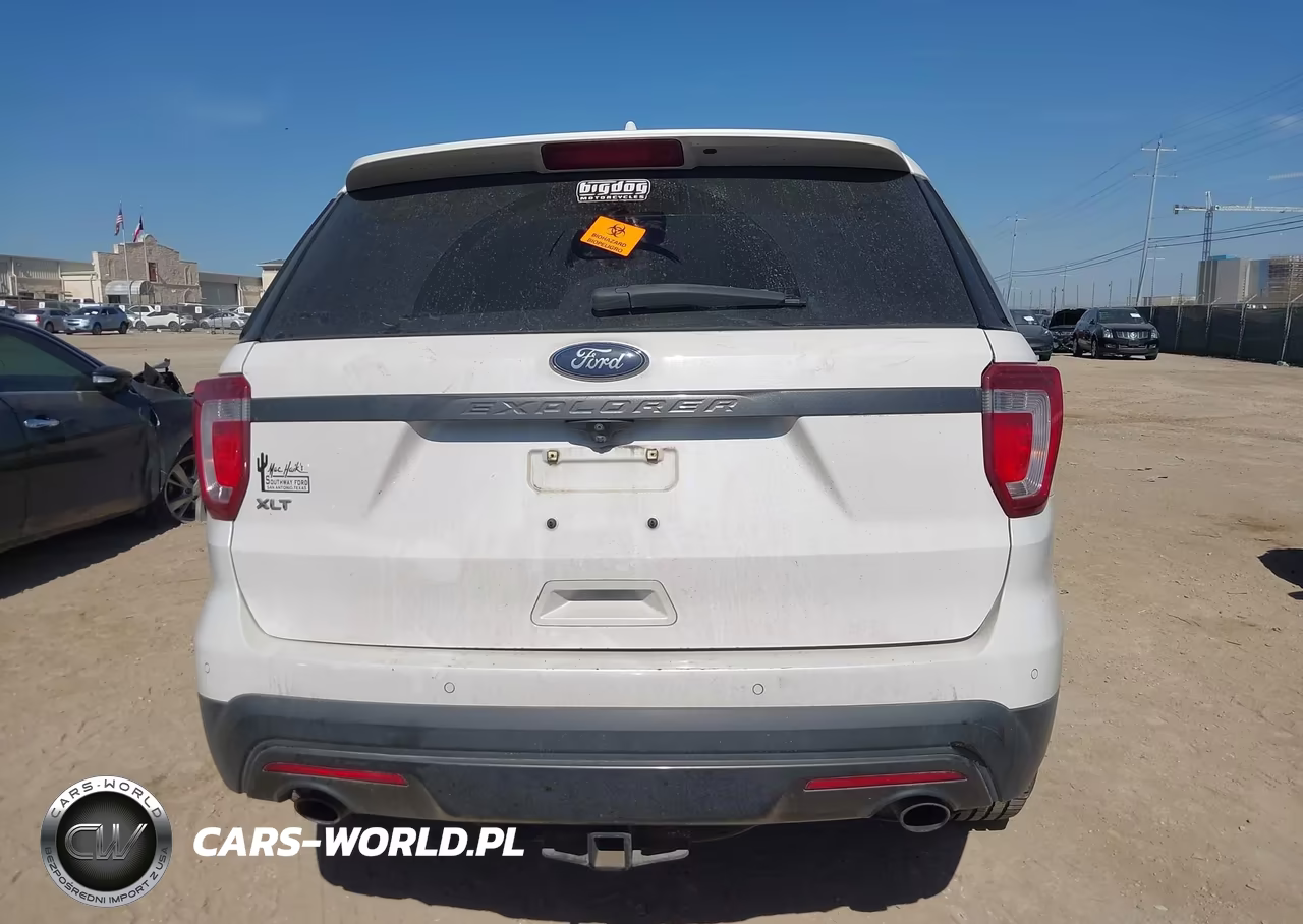 2017 Ford Explorer Xlt VIN:1FM5K7D84HGD85747 - 16