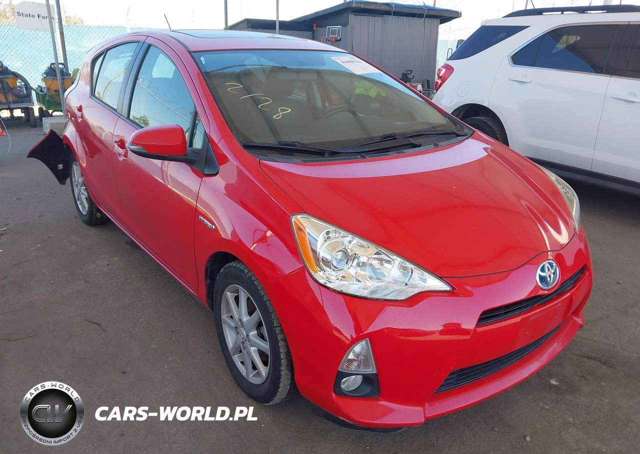 2014 Toyota Prius C Four