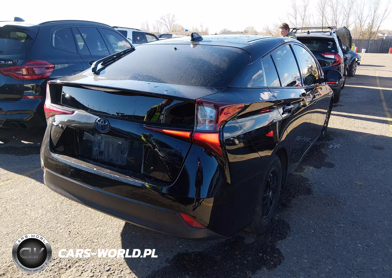 2022 Toyota Prius Nightshade Edition VIN:JTDKAMFU5N3166138 - 4