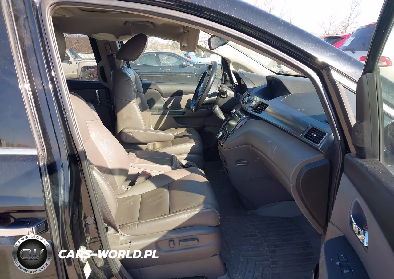 2014 Honda Odyssey Touring-Touring Elite VIN:5FNRL5H92EB015736 - 5