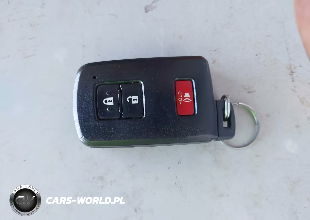 2012 Toyota Prius C Three VIN:JTDKDTB31C1009651 - 11