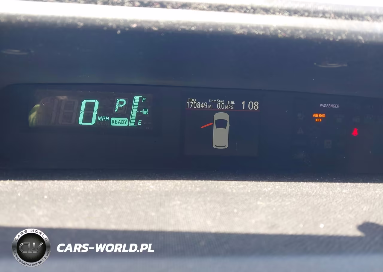 2012 Toyota Prius C Three VIN:JTDKDTB31C1009651 - 7