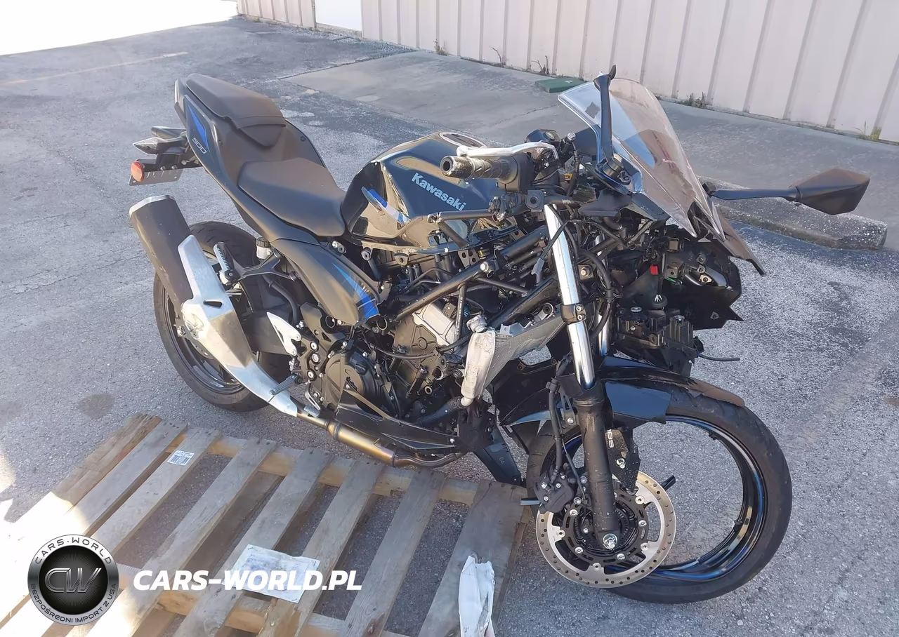 2025 Kawasaki Ex500