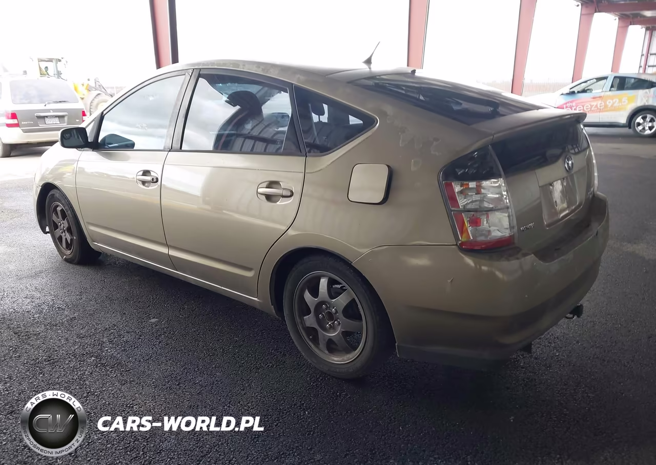 2004 Toyota Prius VIN:JTDKB20U040038822 - 3