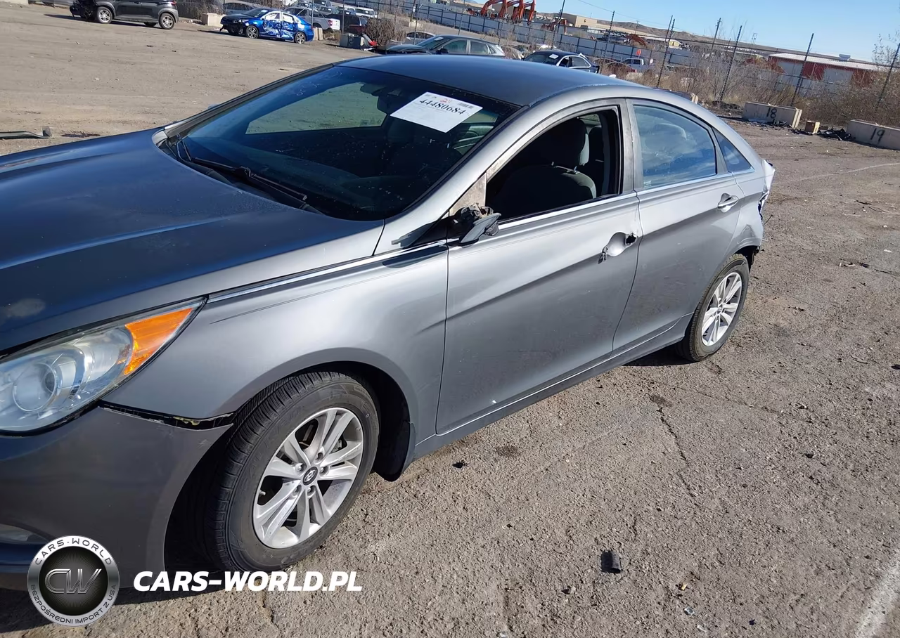 2013 Hyundai Sonata Gls VIN:5NPEB4AC8DH668749 - 14