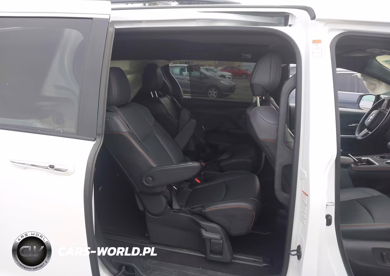 2024 Toyota Sienna Xse VIN:5TDDSKFC8RS116811 - 8