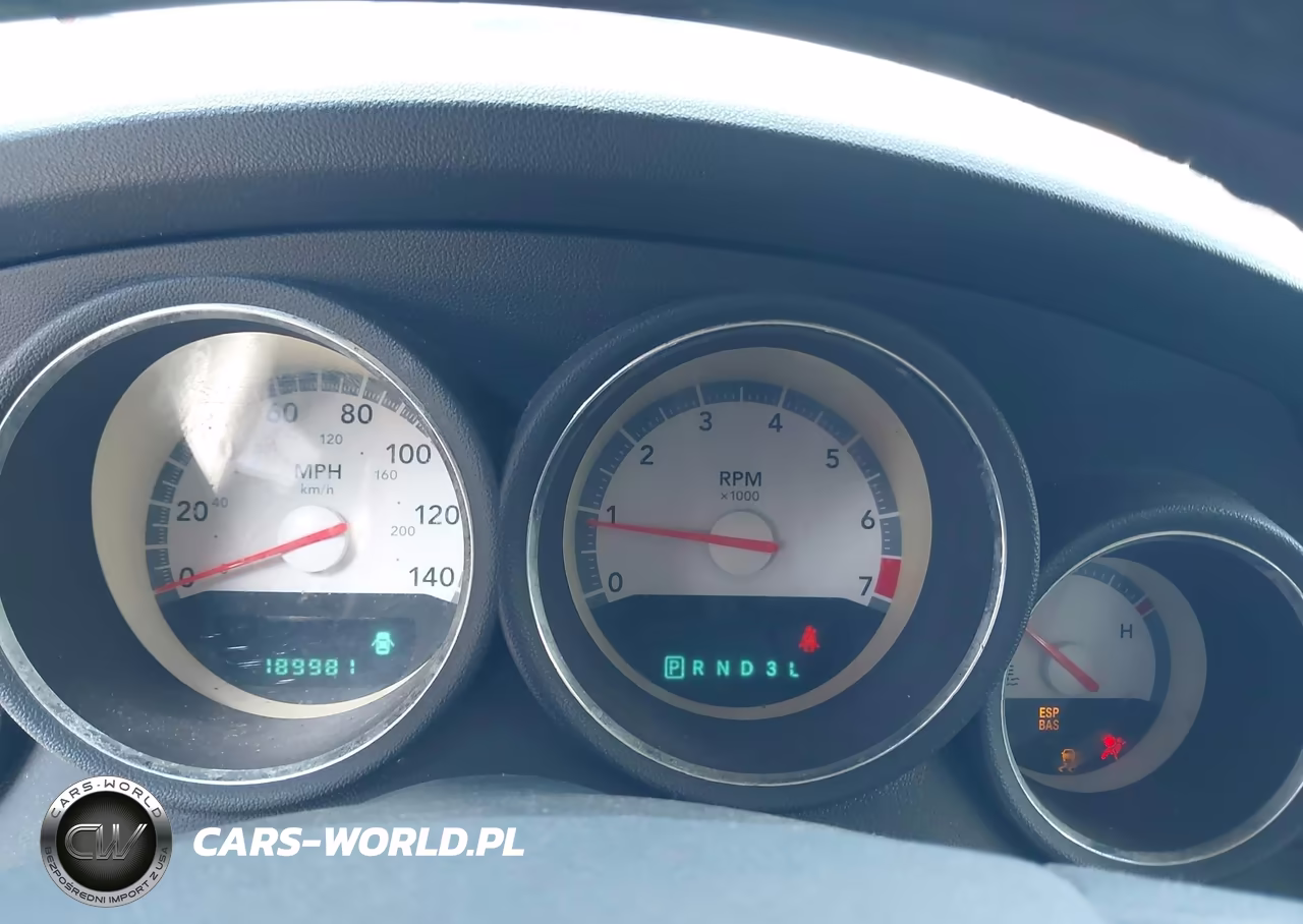 2008 Dodge Charger VIN:2B3LA43G58H181163 - 7