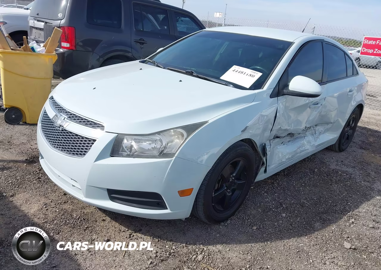 2014 Chevrolet Cruze 1Lt Auto VIN:1G1PC5SB5E7323663 - 2