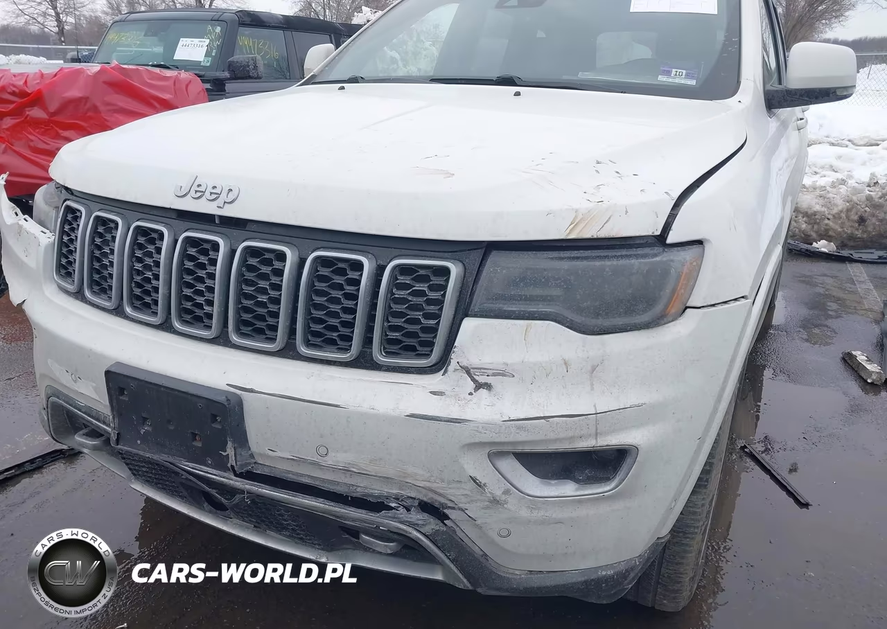 2018 Jeep Grand Cherokee Sterling Edition 4X4 VIN:1C4RJFBT8JC250973 - 6