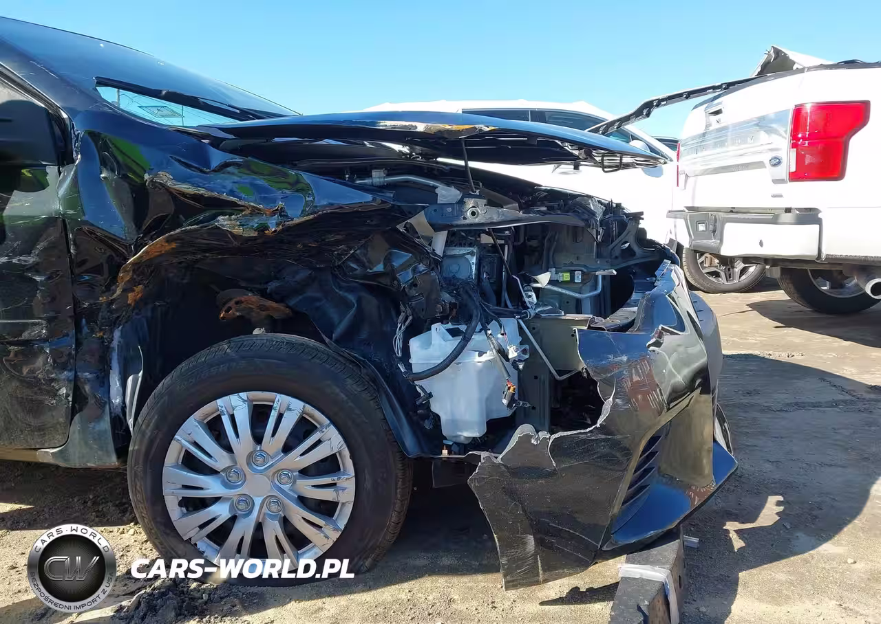2015 Toyota Corolla L VIN:5YFBURHE6FP198048 - 6