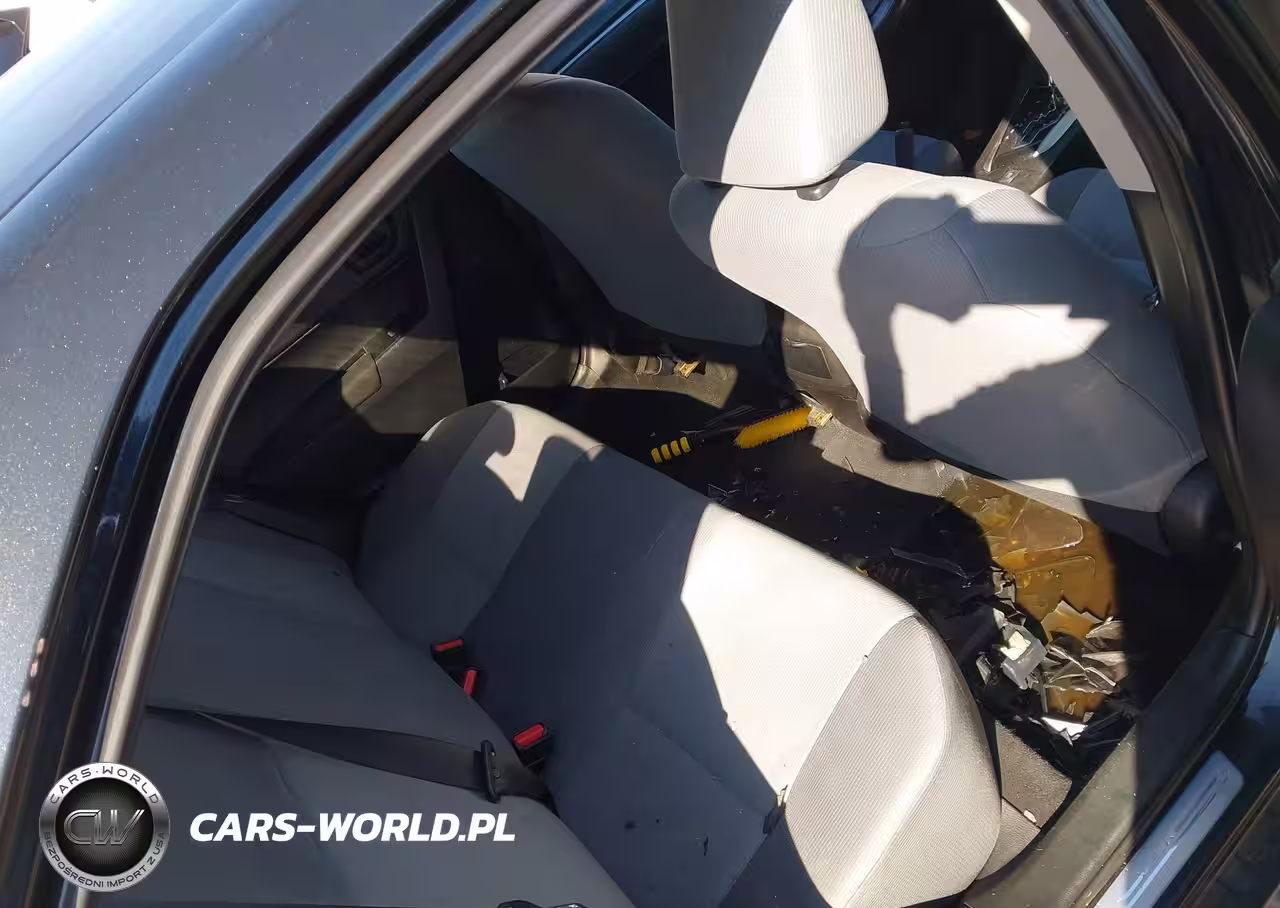 2015 Toyota Corolla L VIN:5YFBURHE6FP198048 - 8