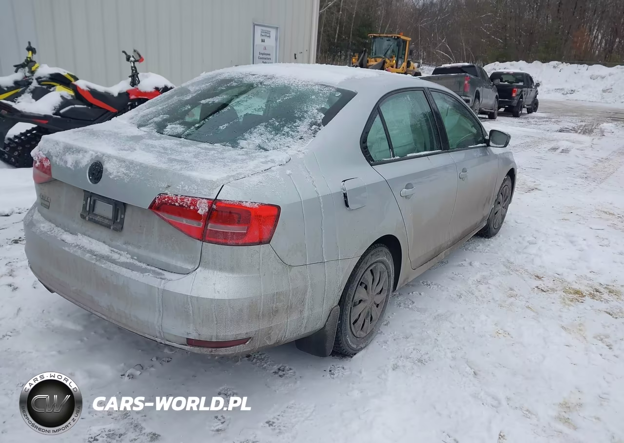 2015 Volkswagen Jetta 2.0L S VIN:3VW2K7AJ4FM271407 - 4