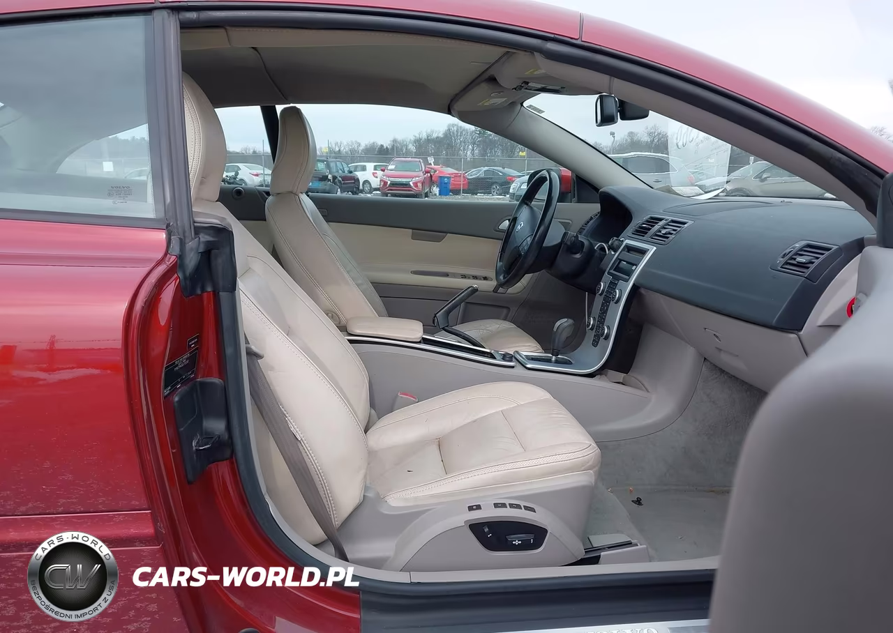 2011 Volvo C70 T5 VIN:YV1672MC6BJ115361 - 5