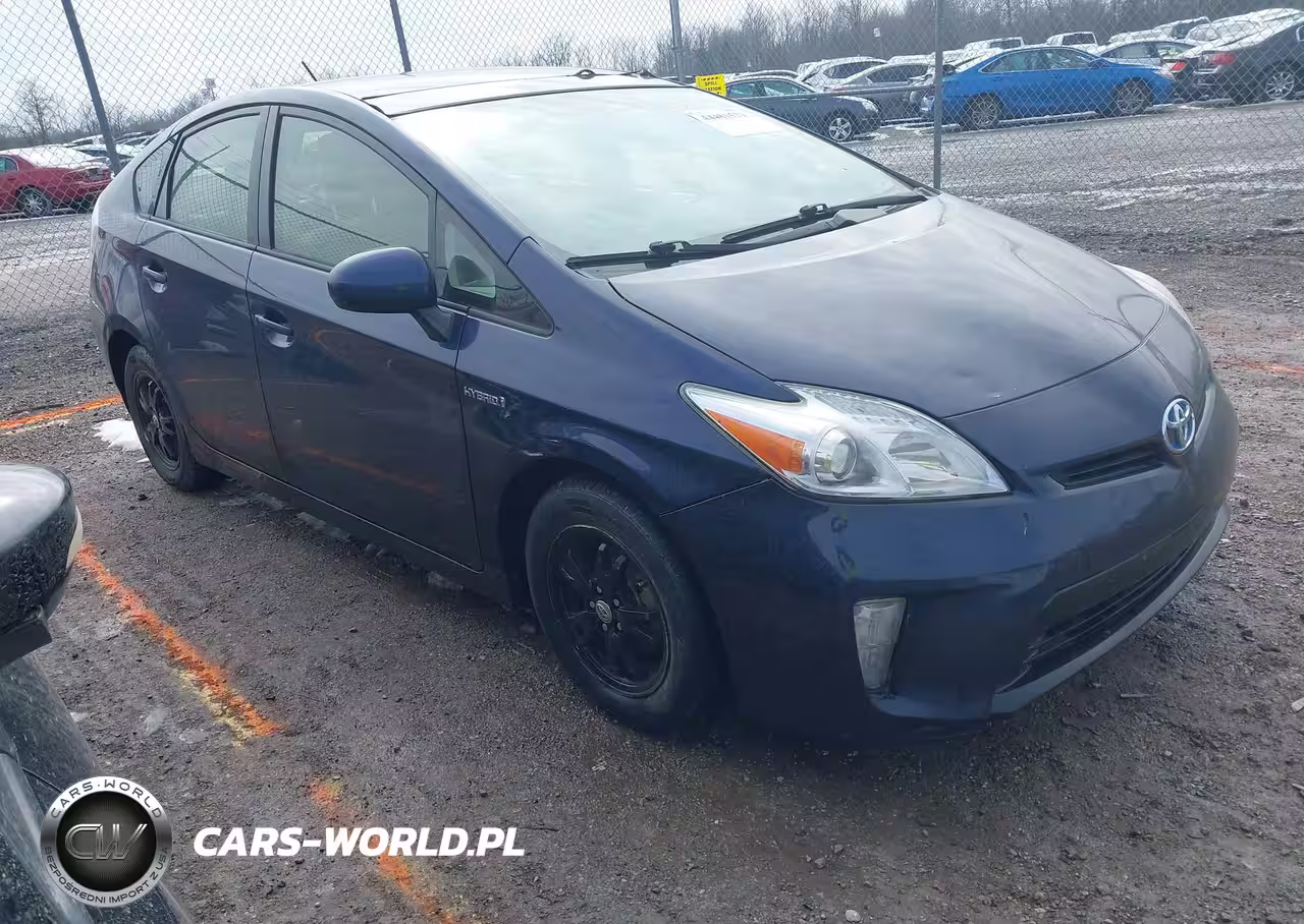 2013 Toyota Prius Three