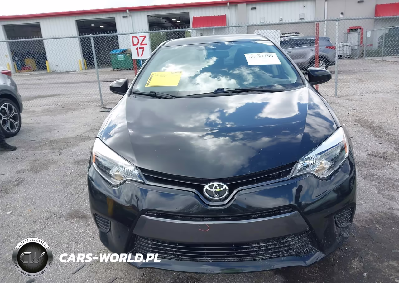 2015 Toyota Corolla Le VIN:2T1BURHE1FC473647 - 12
