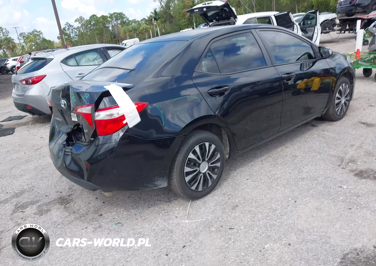 2015 Toyota Corolla Le VIN:2T1BURHE1FC473647 - 4