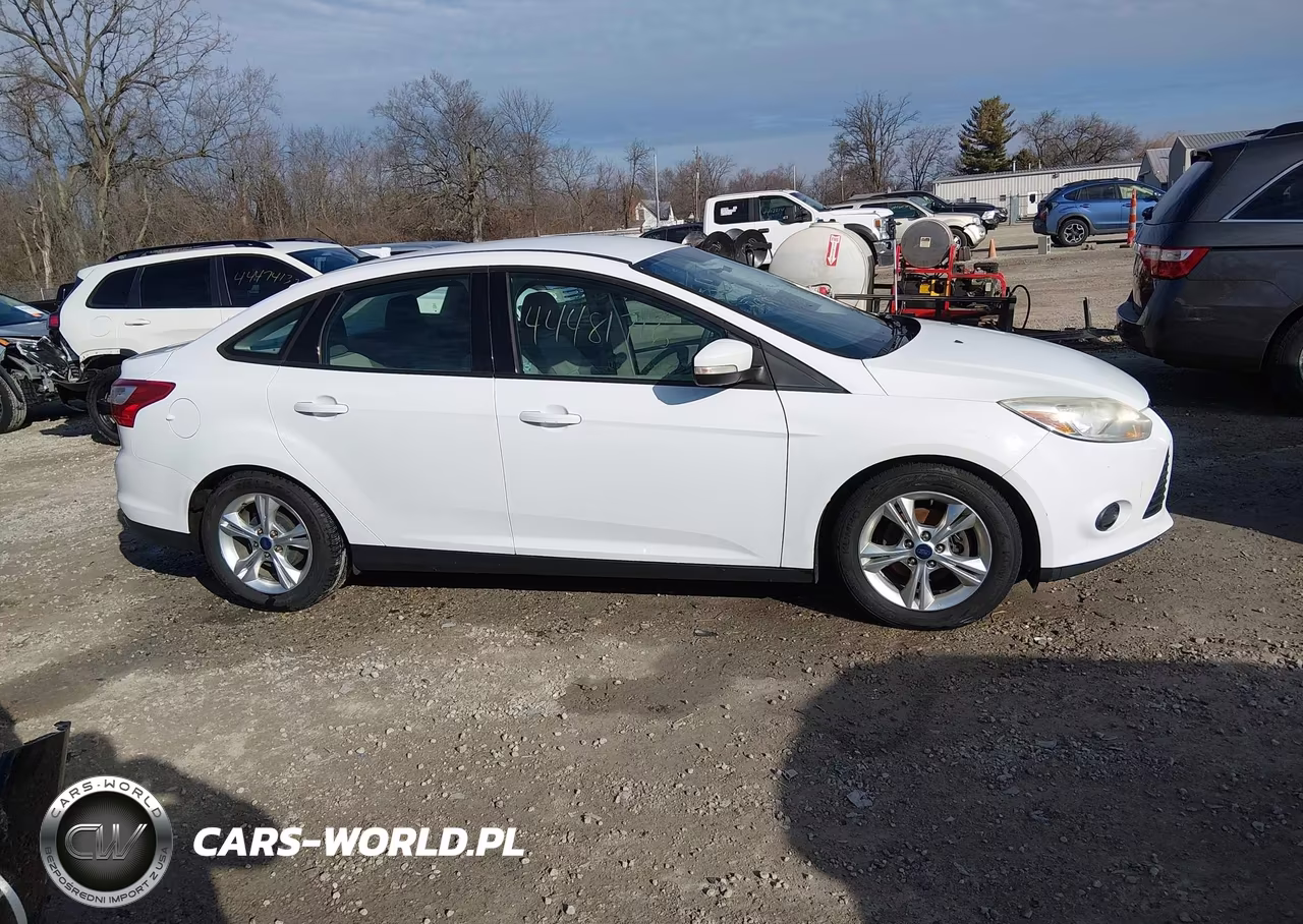 2014 Ford Focus Se VIN:1FADP3F29EL180629 - 13