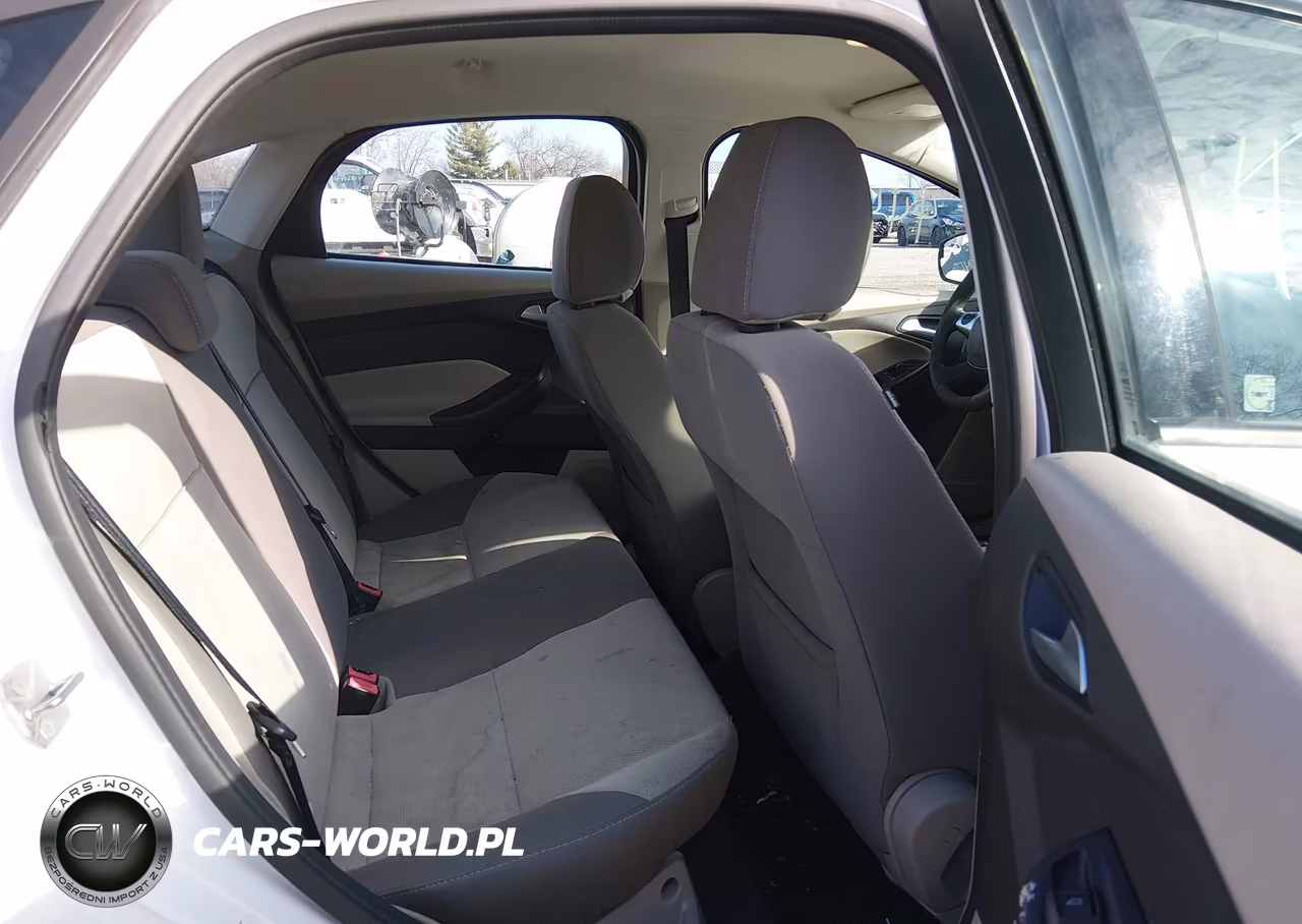 2014 Ford Focus Se VIN:1FADP3F29EL180629 - 8