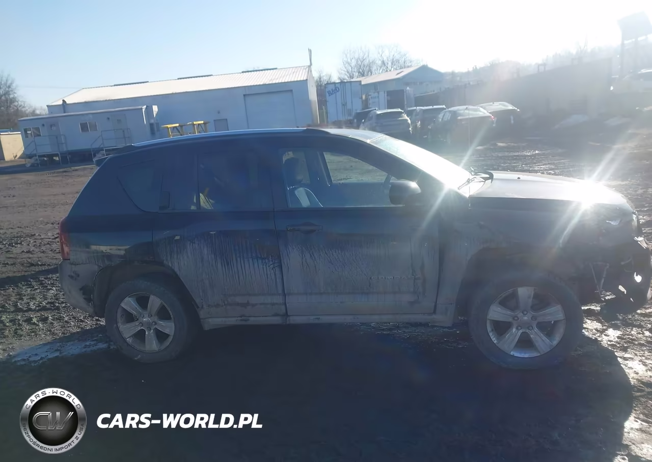 2014 Jeep Compass Latitude VIN:1C4NJDEB7ED642171 - 13