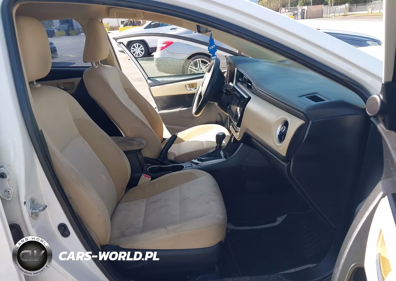 2017 Toyota Corolla Le VIN:2T1BURHE1HC803547 - 5