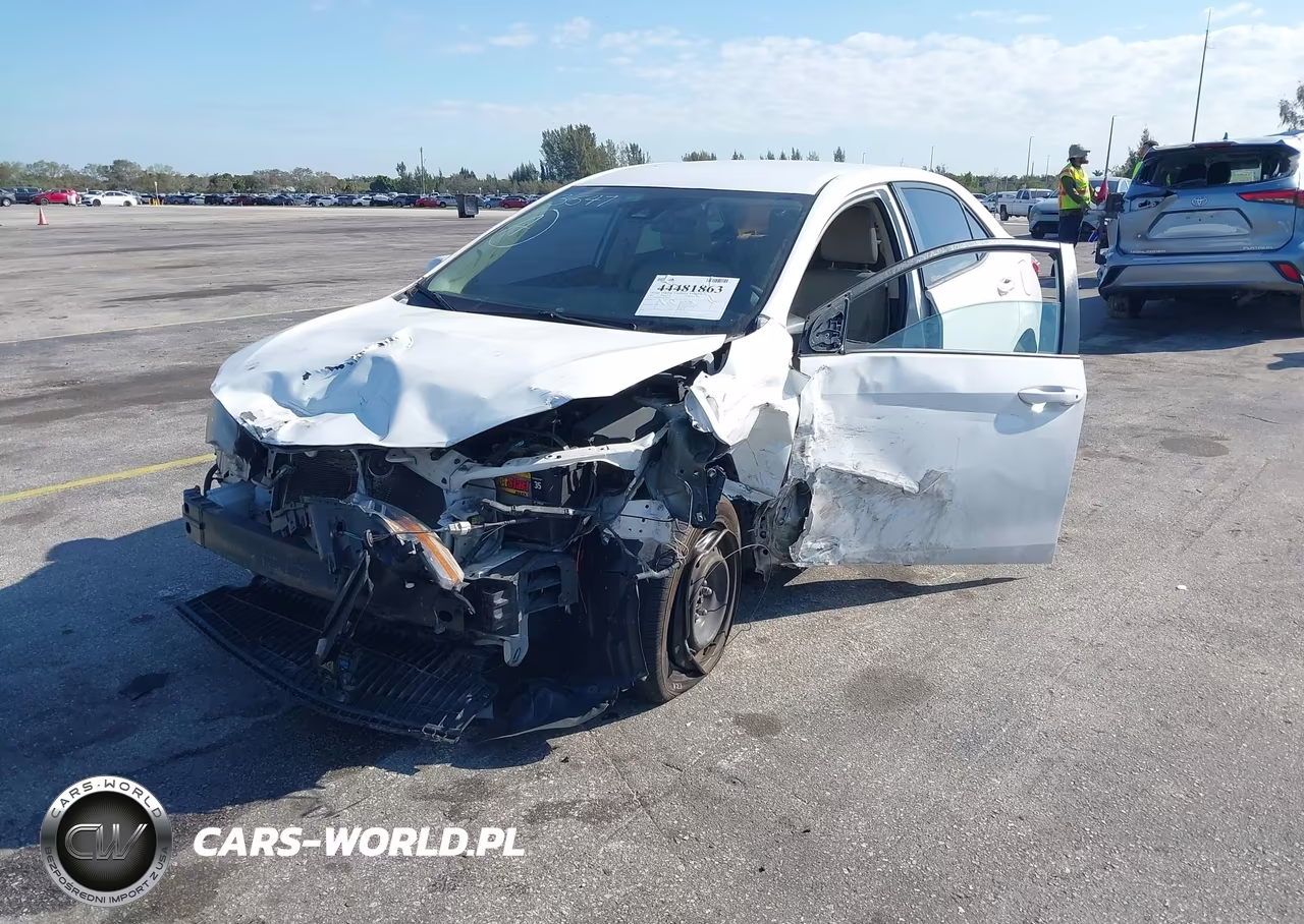 2017 Toyota Corolla Le VIN:2T1BURHE1HC803547 - 6
