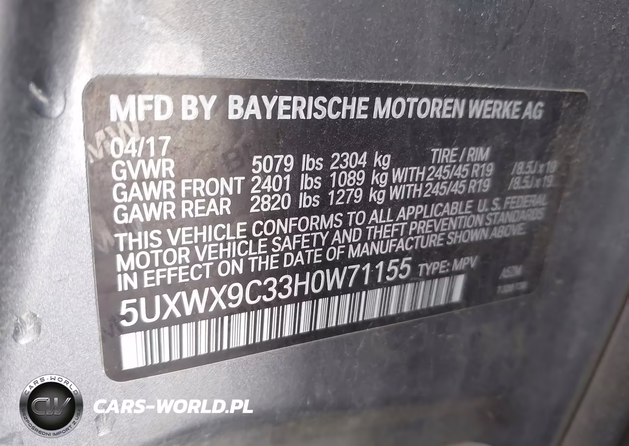 2017 BMW X3 xDrive28I VIN:5UXWX9C33H0W71155 - 9