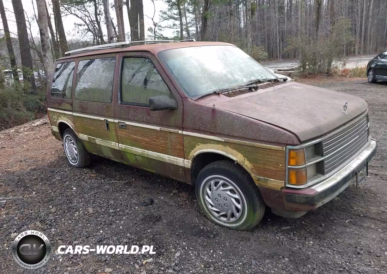 1986 Plymouth Voyager Le